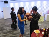 img (704)